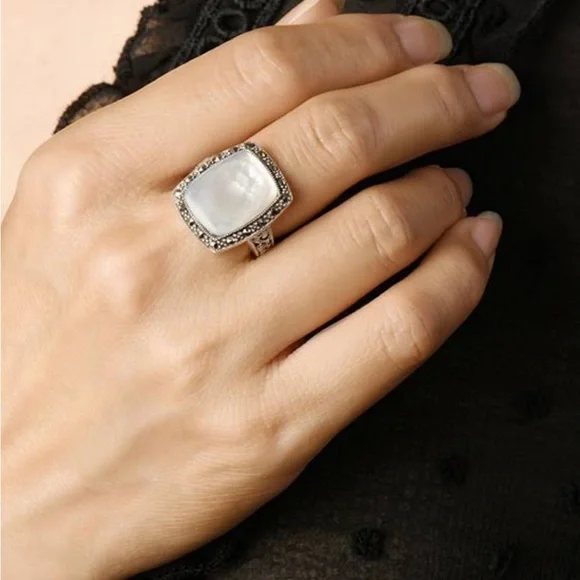 Mother of Pearl marcasite gem stone ring sterling silver vintage sz 9 - Picture 1 of 4